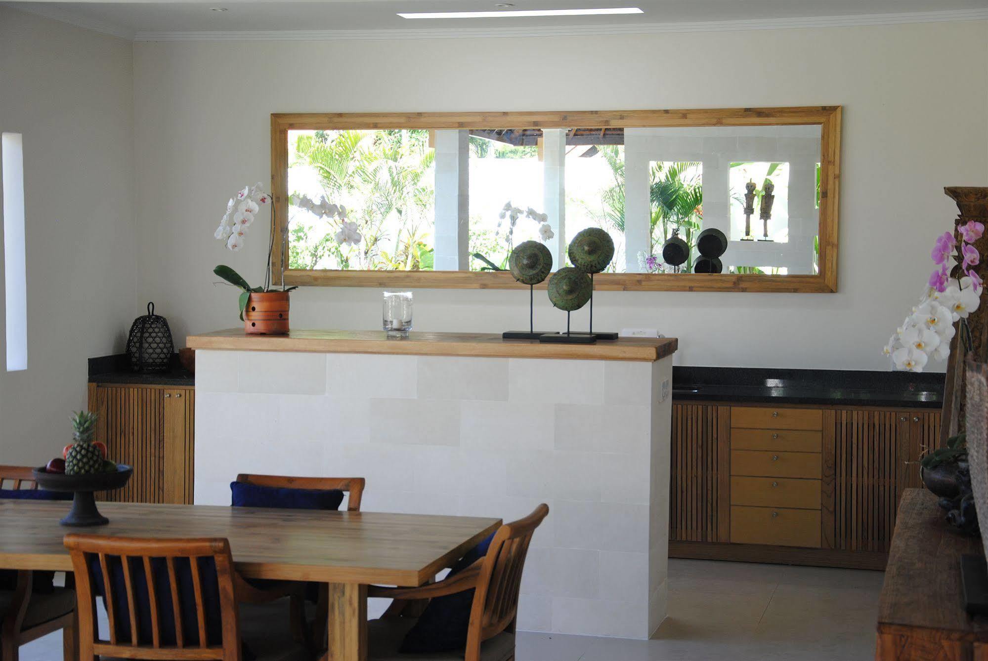 Villa Bali Asri Batubelig Seminyak Kültér fotó
